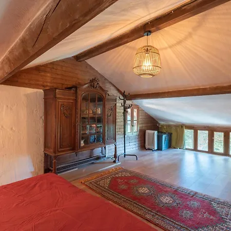 La Toumet Nyaraló Malabat